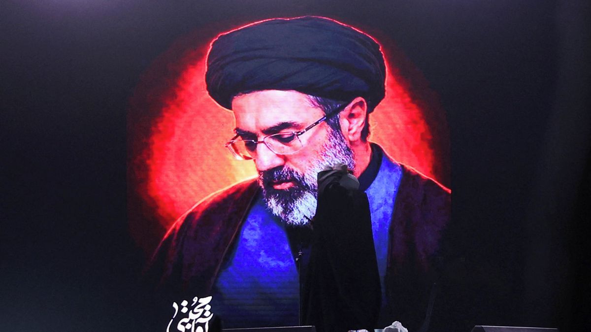 Nový vůdce Íránu je brutální fanatik, tvrdí jeho bývalý spolubojovník